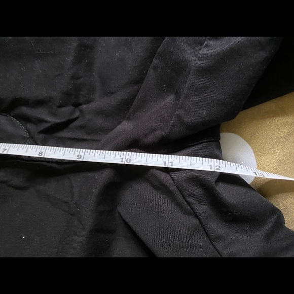 Old Navy High Rise Khaki Shorts - Picture 10 of 10